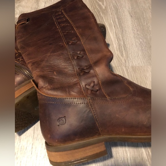 Born Genuine Leather Boots - Picture 2 of 9
